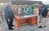 Peresmian Pemanfaatan Videotron Dan CCTV Dari Pemerintah Provinsi Papua Kepada Pemerintah Kabupaten Sarmi 